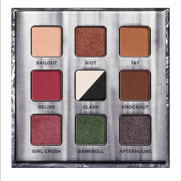 Urban Decay Troublemaker Eyeshadow With Mascara - Picture 3 of 9